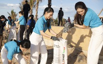 Người đẹp Hoa hậu Đại sứ du lịch Việt Nam 'lượm rác' bảo vệ môi trường biển