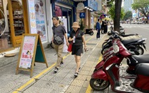 Đà Nẵng kẻ vạch phân tách vỉa hè quận trung tâm, du khách ghé chợ Hàn yên tâm hơn