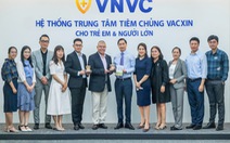 'Hiệp sĩ chống dịch' từ Anh đến Việt Nam chia sẻ kinh nghiệm ứng phó đại dịch