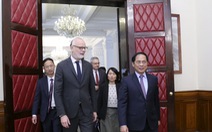 Cựu Thủ tướng Pháp dẫn đoàn doanh nghiệp thăm Việt Nam