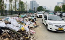 Hơn 40.000 tấn rác thải ùn ứ ở ngoại thành Hà Nội