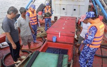 Bắt giữ tàu cá vận chuyển 100.000 lít dầu DO trái phép trên biển Tây Nam