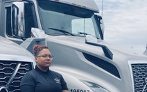 Nữ tài xế xe tải tự kinh doanh, một năm sau kiếm được hàng chục tỉ đồng