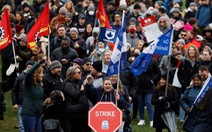 Hơn 155.000 công chức Canada đình công đòi tăng lương