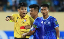 Từng bị 'treo còi vĩnh viễn', vì sao ông Trương Hồng Vũ trở lại V-League?
