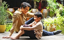 Nghệ sĩ Võ Minh Lâm đóng kịch Cho tôi xin một vé đi tuổi thơ