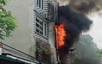 Cháy nhà 4 tầng ở Hà Nội, bốn bà cháu tử vong