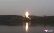 Nhật Bản tuyên bố hạ bất kỳ tên lửa Triều Tiên nào xâm phạm chủ quyền