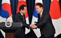 Tại Hàn Quốc, Thủ tướng Nhật Bản nói 'trái tim tôi đau nhói' vì nỗi đau thời chiến