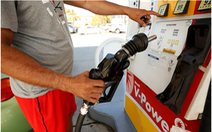 Mỹ: Bang California ban hành luật kiểm soát tình trạng thao túng giá xăng dầu