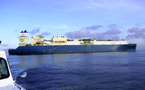 Tàu chở 70.000 tấn LNG cập cảng Bà Rịa - Vũng Tàu
