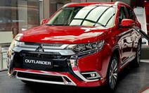 Tin tức giá xe: Mitsubishi Outlander giảm giá 'bắt đáy' phân khúc SUV hạng C