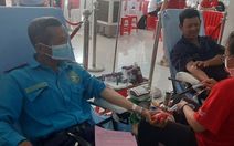 Nhận 500 đơn vị máu tại ngày hội 'Sắc đỏ Tây Đô'