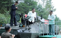 Tin tức thế giới 14-8: Lãnh đạo Triều Tiên lái xe bọc thép; Quân Nga đặt 5 quả mìn mỗi m2