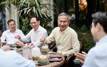 Bộ trưởng Bùi Thanh Sơn và Ngoại trưởng Singapore ăn phở, uống cà phê trứng