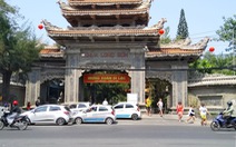 Vì sao chưa thu hồi được đất để làm bãi đỗ xe vào chùa Long Sơn?