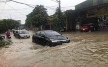 Thái Nguyên mưa lớn, nhiều tuyến phố ngập sâu