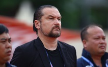 HLV Velizar Popov họp báo 49 giây sau trận Thanh Hóa thua Viettel