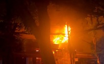 Căn nhà khóa trái cửa bốc cháy, hai trẻ em tử vong ở Gò Vấp