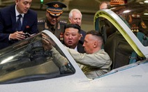 Ông Kim Jong Un thăm nhà máy sản xuất máy bay chiến đấu ở Nga