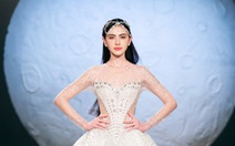 Ngôi sao châu Á Mai Davika trình diễn áo cưới do Lan Khuê thiết kế