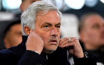 'Người đặc biệt' Jose Mourinho chê tiền?!