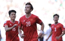 Bùi Hoàng Việt Anh: Hy vọng người hâm mộ ở bên đội tuyển lúc khó khăn