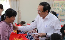 Đoàn đại biểu TP.HCM thăm chúc Tết Tỉnh ủy Tây Ninh, tặng quà Tết hộ nghèo