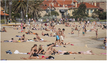 Australia triển khai chiến dịch thay đổi nhận thức về trào lưu tắm nắng