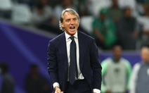 HLV Mancini bỏ rơi cầu thủ Saudi Arabia giữa loạt sút luân lưu, khán giả chỉ trích 'hèn nhát'