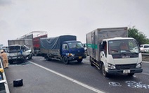 Cao tốc từ Trung Lương về TP.HCM kẹt dài vì 5 xe va chạm liên hoàn