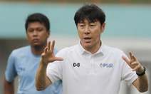 HLV Shin Tae Yong yêu cầu các tiền đạo phải chạy ra sau lưng đối thủ nhiều hơn