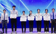 Trường đại học Sài Gòn trao học bổng 'Tiếp sức đến trường' cho tân sinh viên