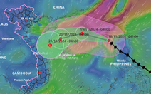 Bão số 9 suy yếu dần trên Biển Đông