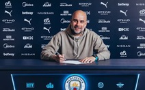 HLV Guardiola muốn giành thêm nhiều danh hiệu, sau khi gia hạn hợp đồng với Man City