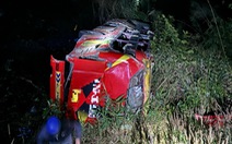 Xe khách giường nằm lao xuống vực ở Kon Tum, 3 người phải đi cấp cứu