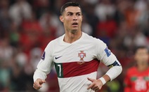Ronaldo bị loại khỏi đội Bồ Đào Nha trong trận đấu với Thụy Điển