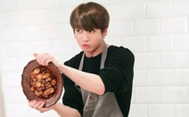 Tin tức giải trí 20-3: Jungkook BTS làm đầu bếp khi đi nghĩa vụ quân sự vì nấu ăn ngon