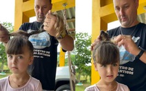 Ông bố sáng tạo cách cột tóc cho con gái