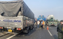 Ba xe tông liên hoàn trên cao tốc TP.HCM - Trung Lương