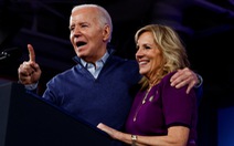 Vợ chồng ông Biden công bố khai thuế, thu nhập tăng