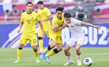 U23 Việt Nam - U23 Malaysia (hiệp 2) 2-0: Minh Khoa nâng tỉ số từ chấm phạt đền