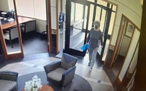 Cụ bà 74 tuổi đi cướp ngân hàng vì bị 'tổn thương'
