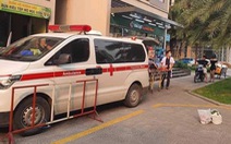 Vì sao bảo vệ chung cư ở Hà Nội khóa bánh xe cứu thương?