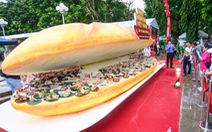 Xác lập kỷ lục Việt Nam 150 món ăn kèm bánh mì