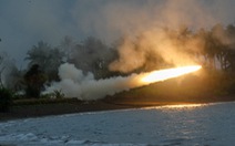 Mỹ và Philippines tập trận bắn hàng loạt rocket về phía Biển Đông