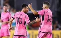 Inter Miami bắn pháo hoa mừng siêu phẩm của Lionel Messi