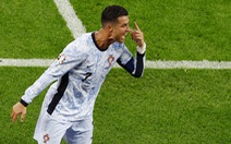 Ngày 'tồi tệ" của Ronaldo, thua Georgia, nóng nảy và suýt bị cổ động viên đá trúng