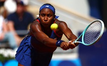 Olympic Paris 2024 ngày 30-7: Tay vợt Mỹ Coco Gauff bất ngờ bị loại