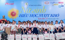 Gần 720 triệu đồng học bổng cho nữ sinh hiếu học vượt khó